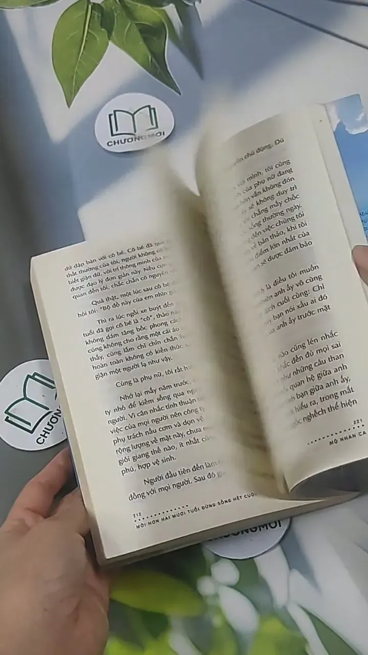 Mới Hơn Hai Mươi Tuổi Đừng Sống Hết Cuộc Đời - Mộ Nhan Ca 705555