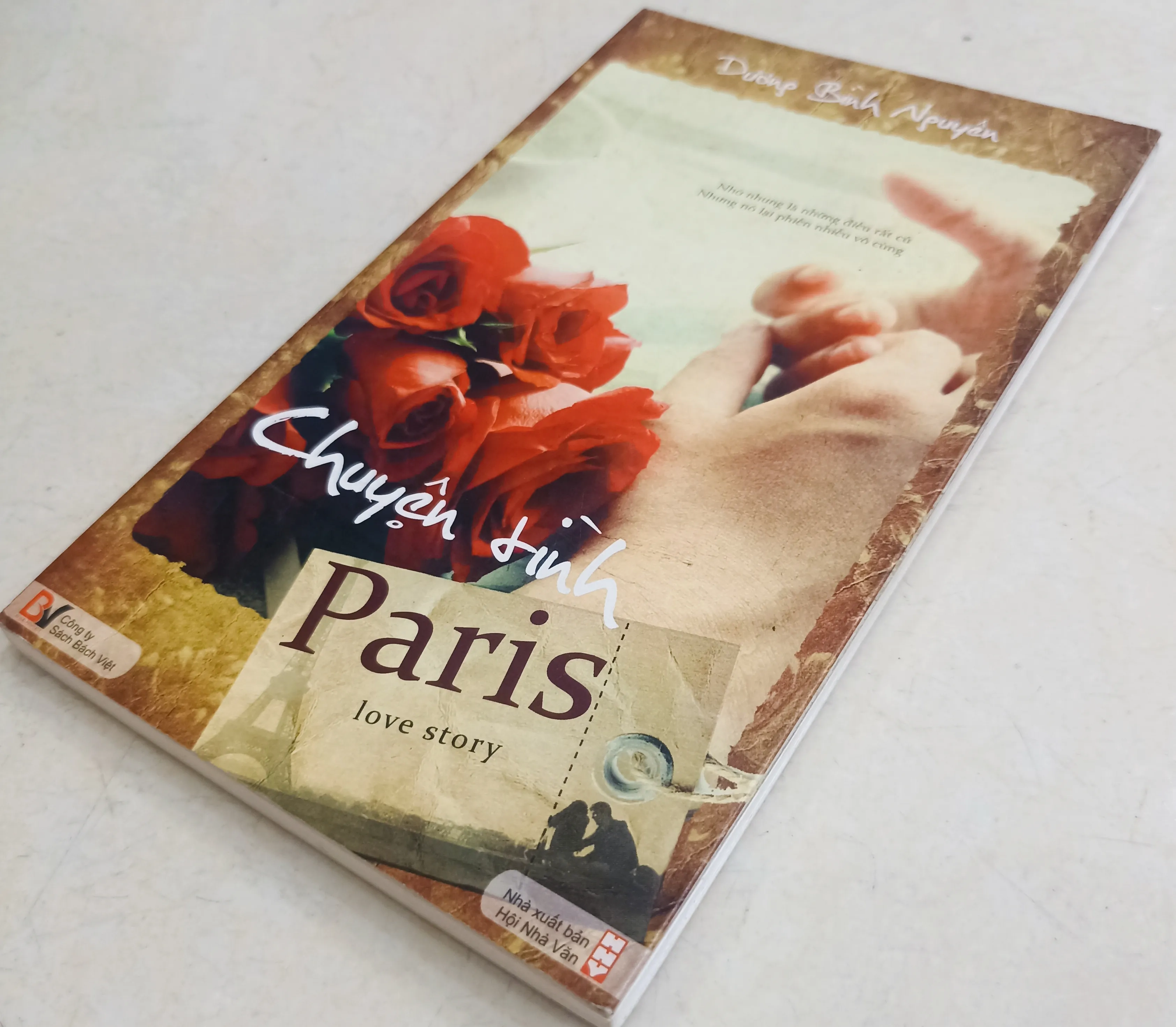 Chuyện tình Paris 🌻 by  - Sách Book Cover - Ngọc Hiển Books