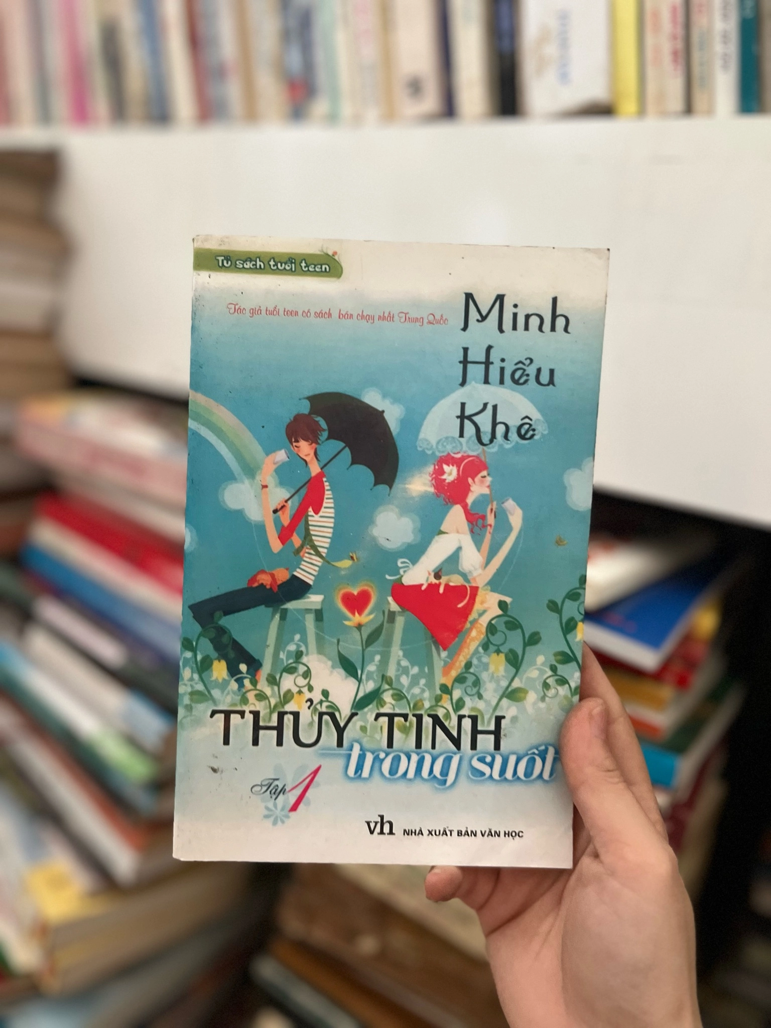 Thuỷ Tinh Trong suốt - Minh Hiểu Khê by  - Sách Book Cover - Ngọc Hiển Books