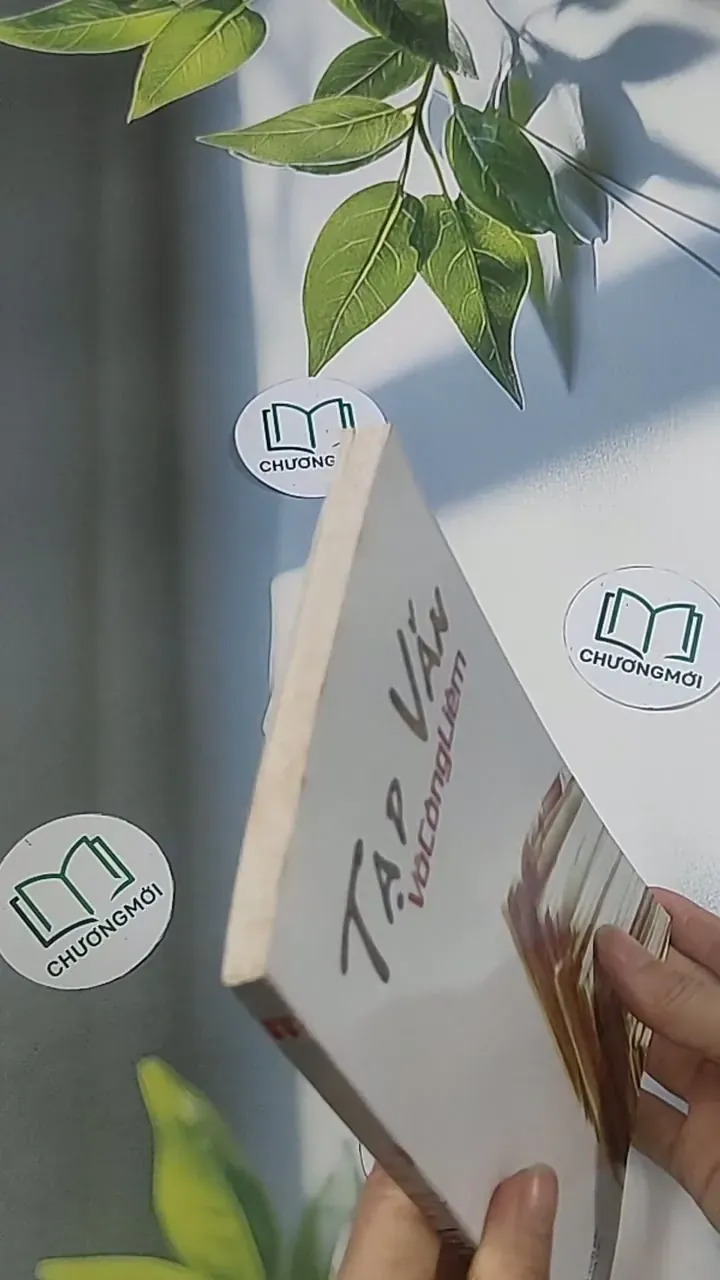 Tạp văn Võ Công Liêm - Võ Công Liêm 694908