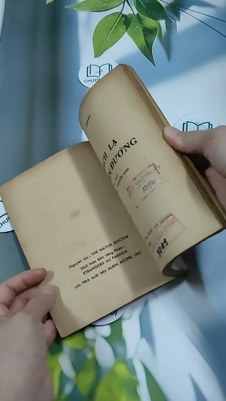 Khách Lạ Ở Thiên Đường - A.J. Cronin 713878