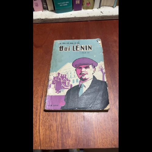 II Sách Sưu Tầm: Đời Lenin (Tập 2) - M. PRILÊGIAÊVA - 1975