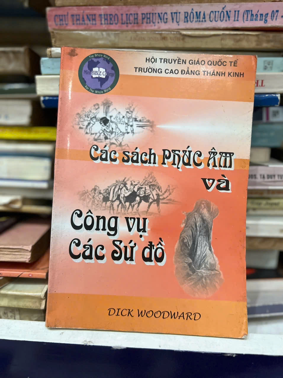 Các Sách Phúc Âm Và Công Vụ Các Sứ Đồ by Chưa xác định chính thức - Sách Book Cover - Ngọc Hiển Books