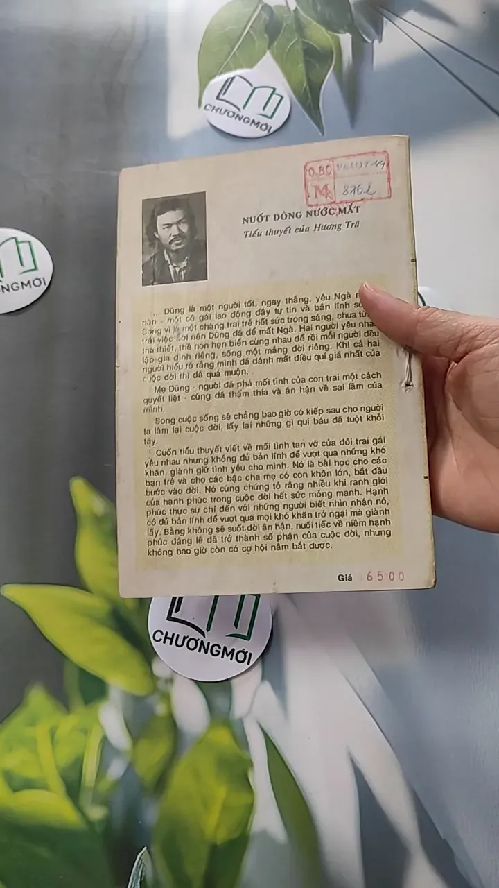 [XƯA] Nuốt Dòng Nước Mắt (1991) - Hương Trà 776051