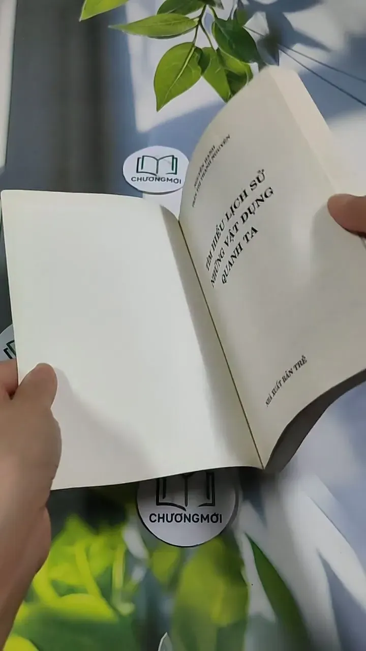 Tìm Hiểu Lịch Sử Những Vật Dụng Quanh Ta - Máy Quay Video Xách Tay - Nguyễn Hạnh 705720