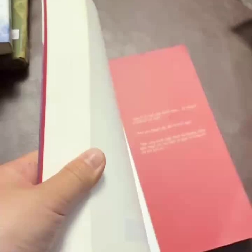 “Mùi Hương – Chuyện Một Kẻ Giết Người” (Patrick Süskind)