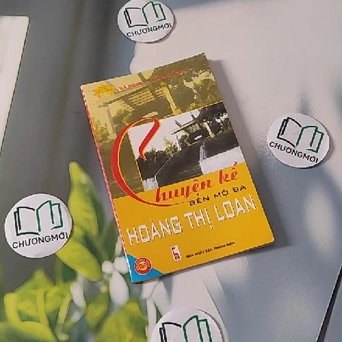 Chuyện Kể Bên Mộ Bà Hoàng Thị Loan - Bá Ngọc & Trần Minh Siêu