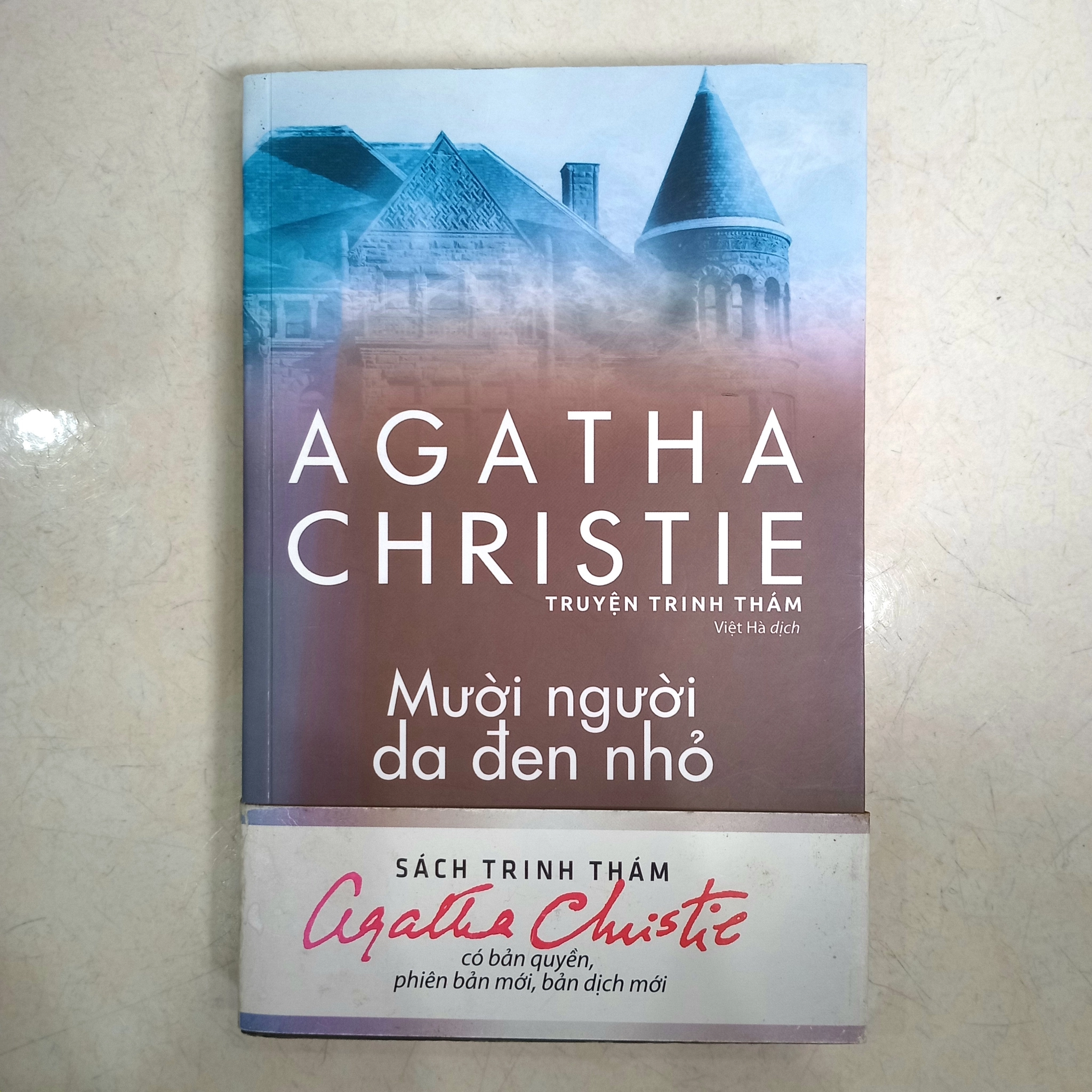 Mười Người Da Đen Nhỏ 📚 by  - Sách Book Cover - Ngọc Hiển Books