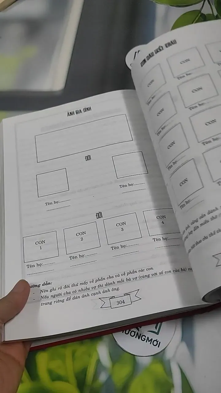 [MIỄN PHÍ BỌC SÁCH] Cách Xây Dựng Gia Phả Dòng Tộc Và Tuyển Chọn Các Bài Khấn Cổ Truyền C 727378