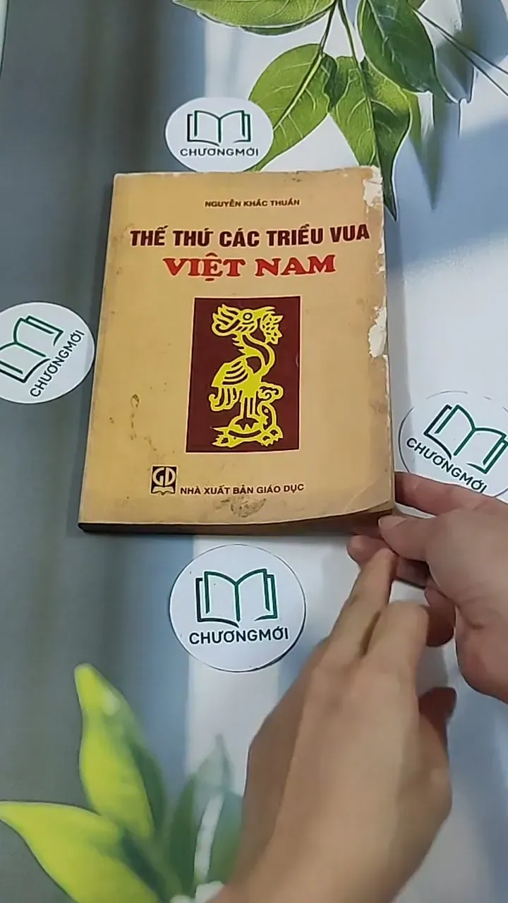 Thế Thứ Các Triều Vua Việt Nam (2006) - Nguyễn Khắc Thuần 674970