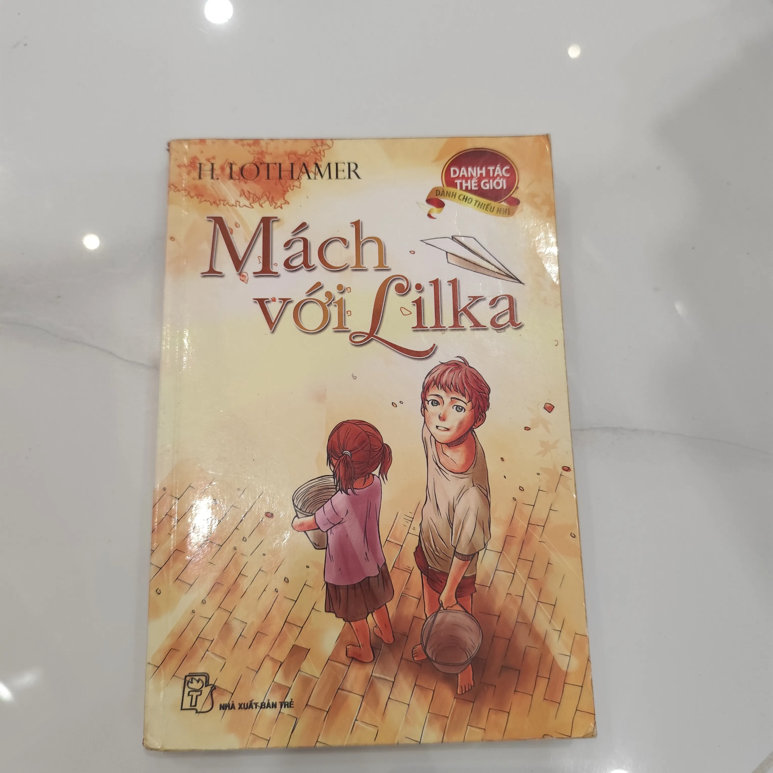 Mách với Lilka by  - Sách Book Cover - Ngọc Hiển Books