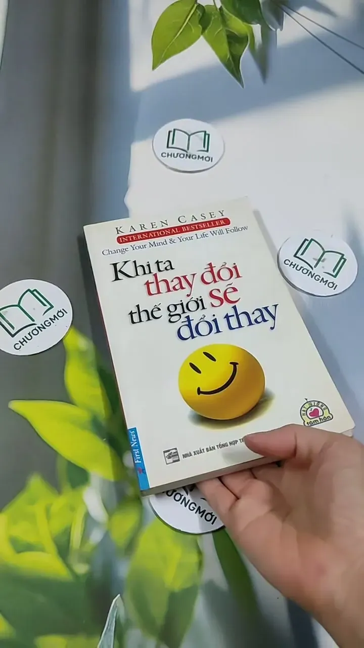 Khi Ta Thay Đổi Thế Giới Sẽ Đổi Thay - Karen Casey 705650