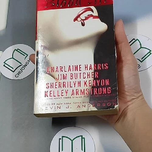 Blood Lite: An Anthology of Humorous Horror Stories - Kevin J. Anderson, Charlaine Harris