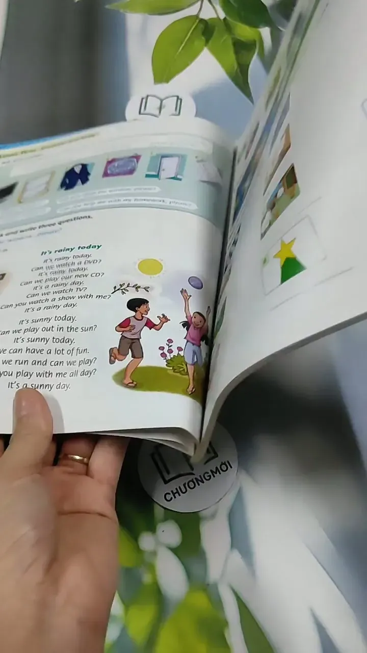 Family And Friends Grade 4 Student Book (Special Edition) 713905