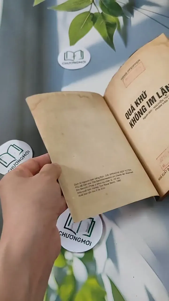 Quá Khứ Không Im Lặng - Hans Pfeiffer 713831