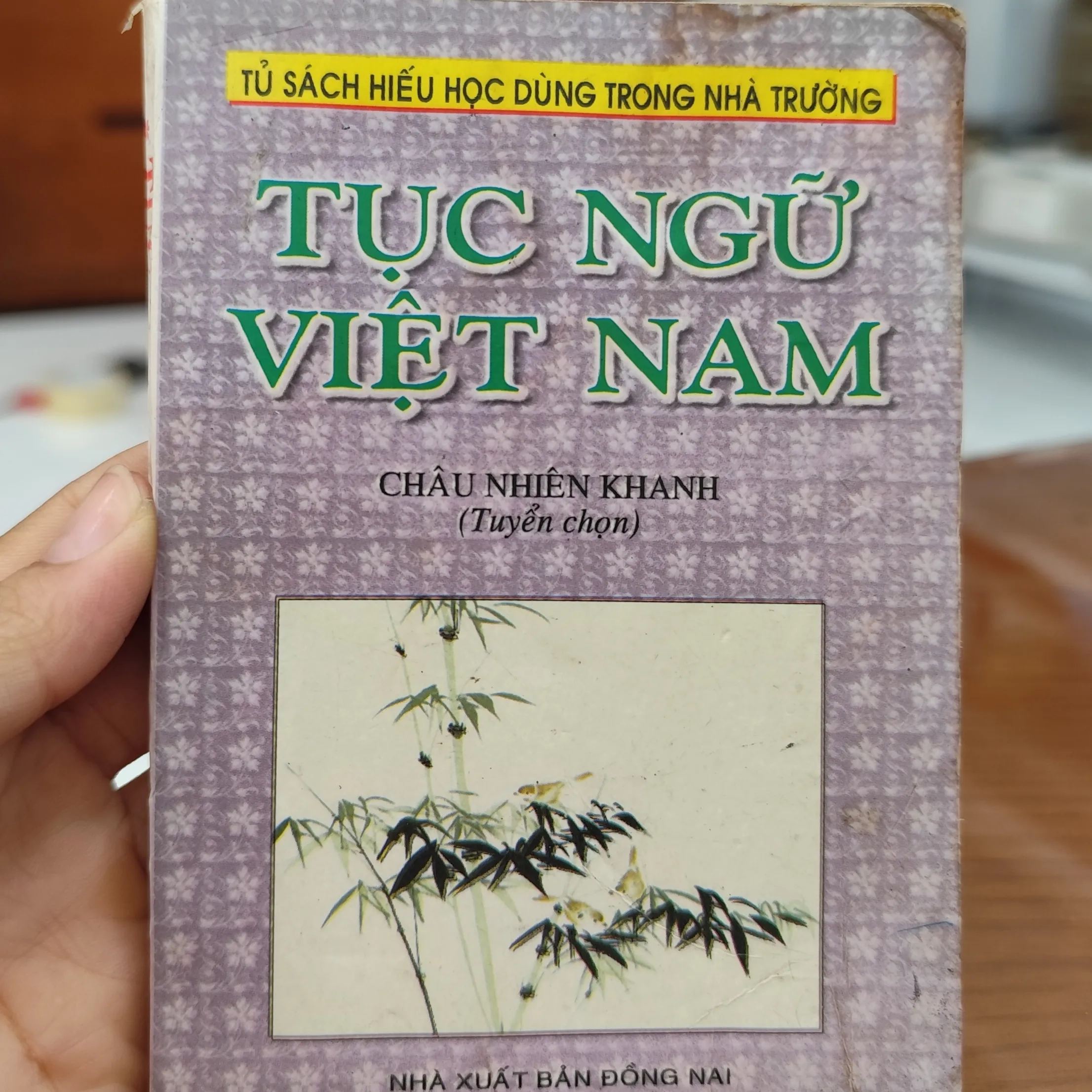 Tục ngữ Việt Nam by  - Sách Book Cover - Ngọc Hiển Books