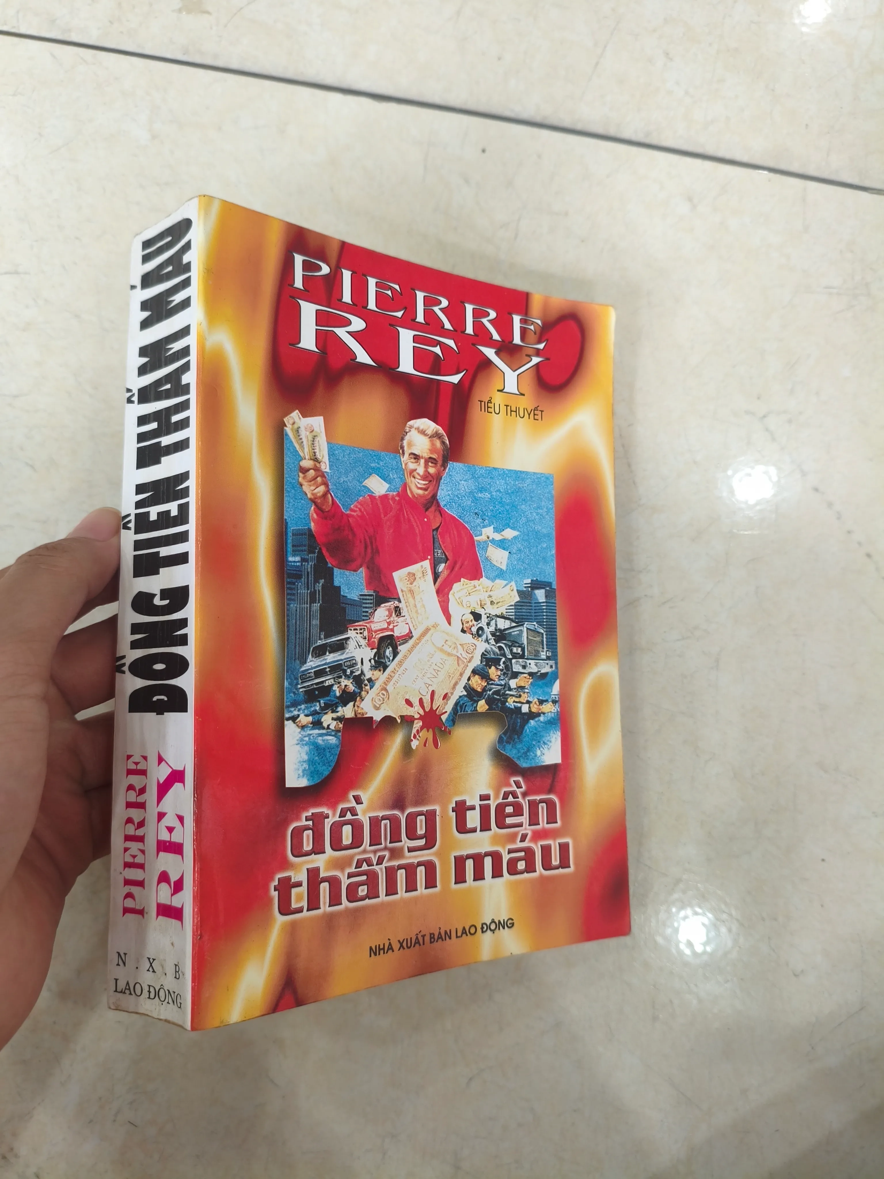 Đồng tiền thấm máu 🌱 by  - Sách Book Cover - Ngọc Hiển Books