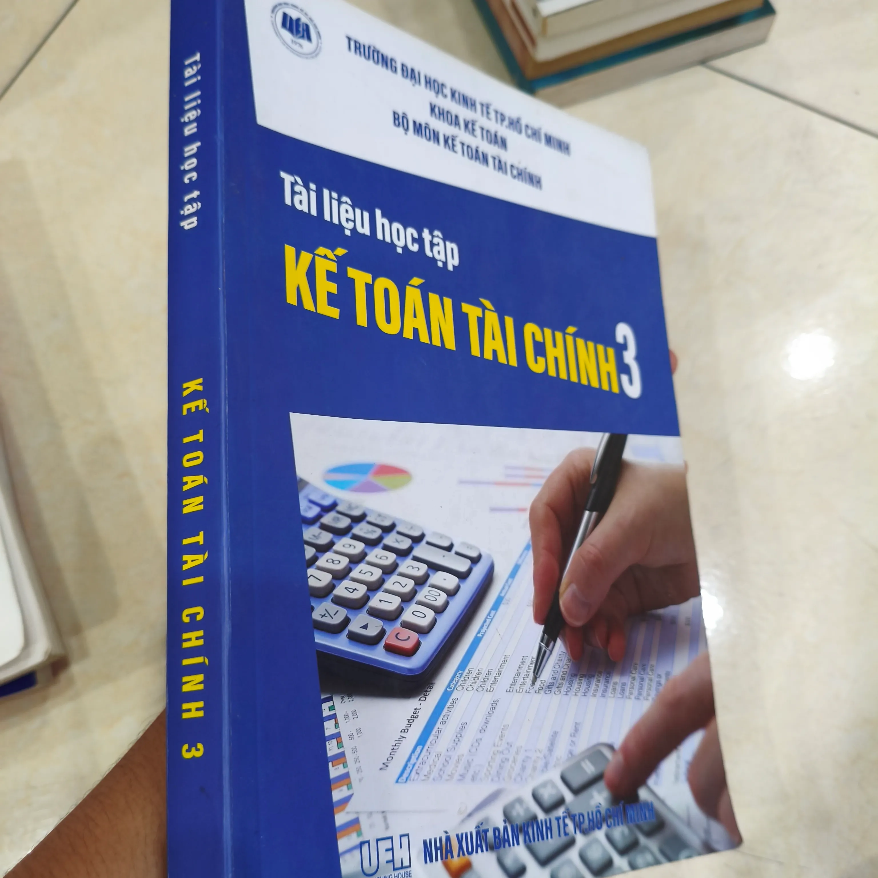 Tài liệu học tập kế toán tài chính 🌱 by  - Sách Book Cover - Ngọc Hiển Books