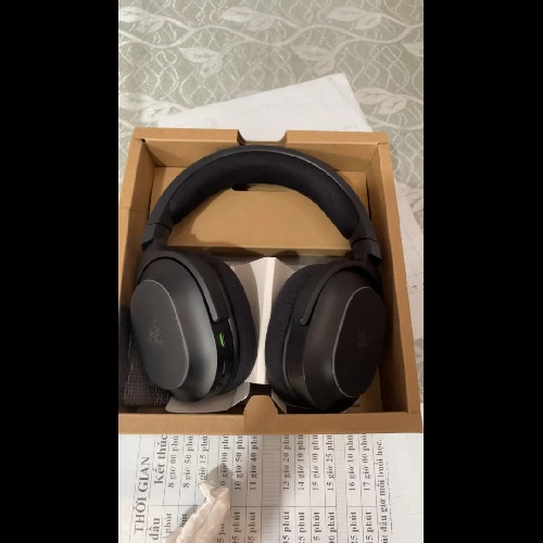 Tai nghe Bluetooth Chụp Tai Gaming Razer Barracuda X Chroma