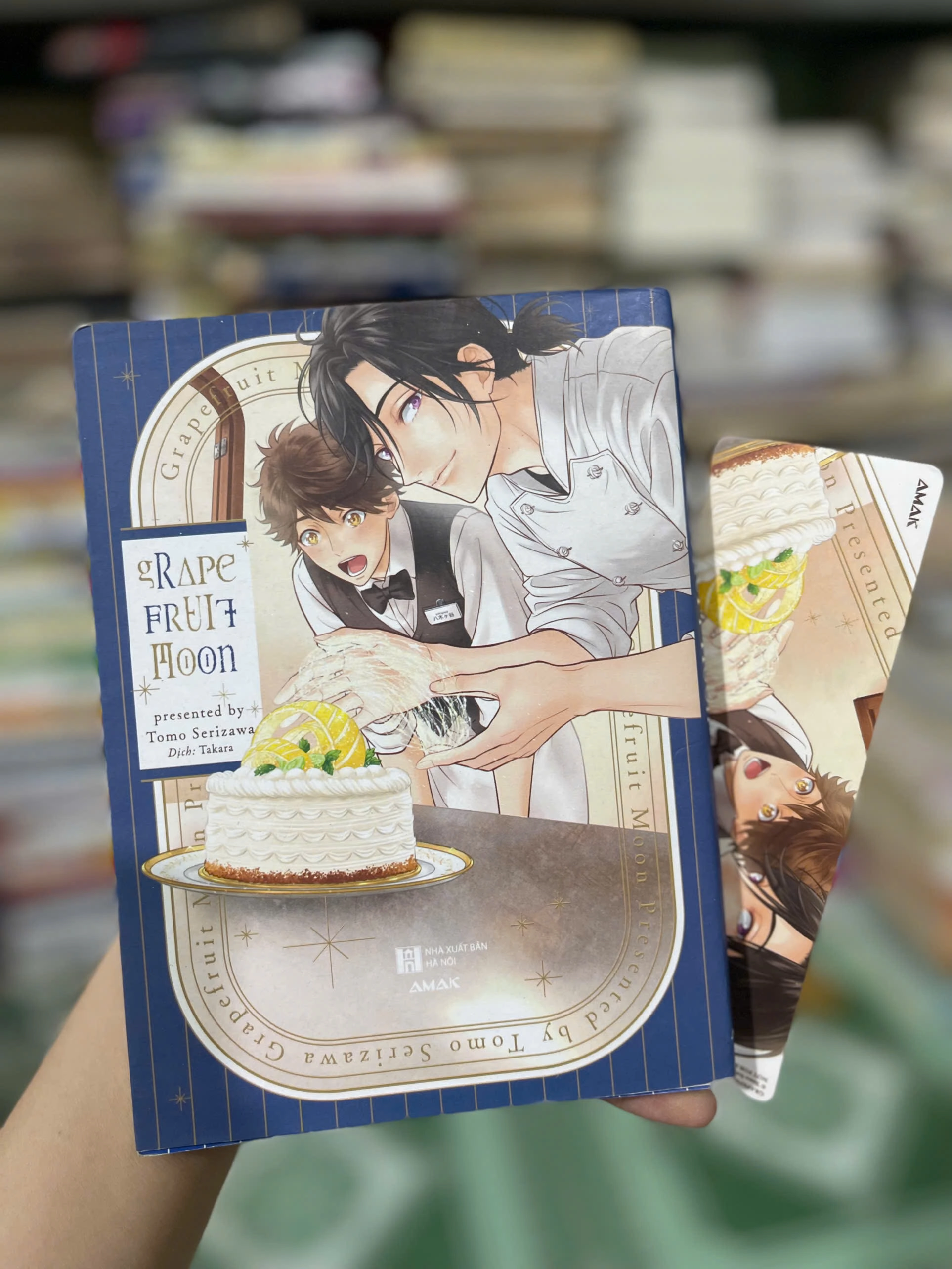 Grapefruit Moon by  - Sách Book Cover - Ngọc Hiển Books