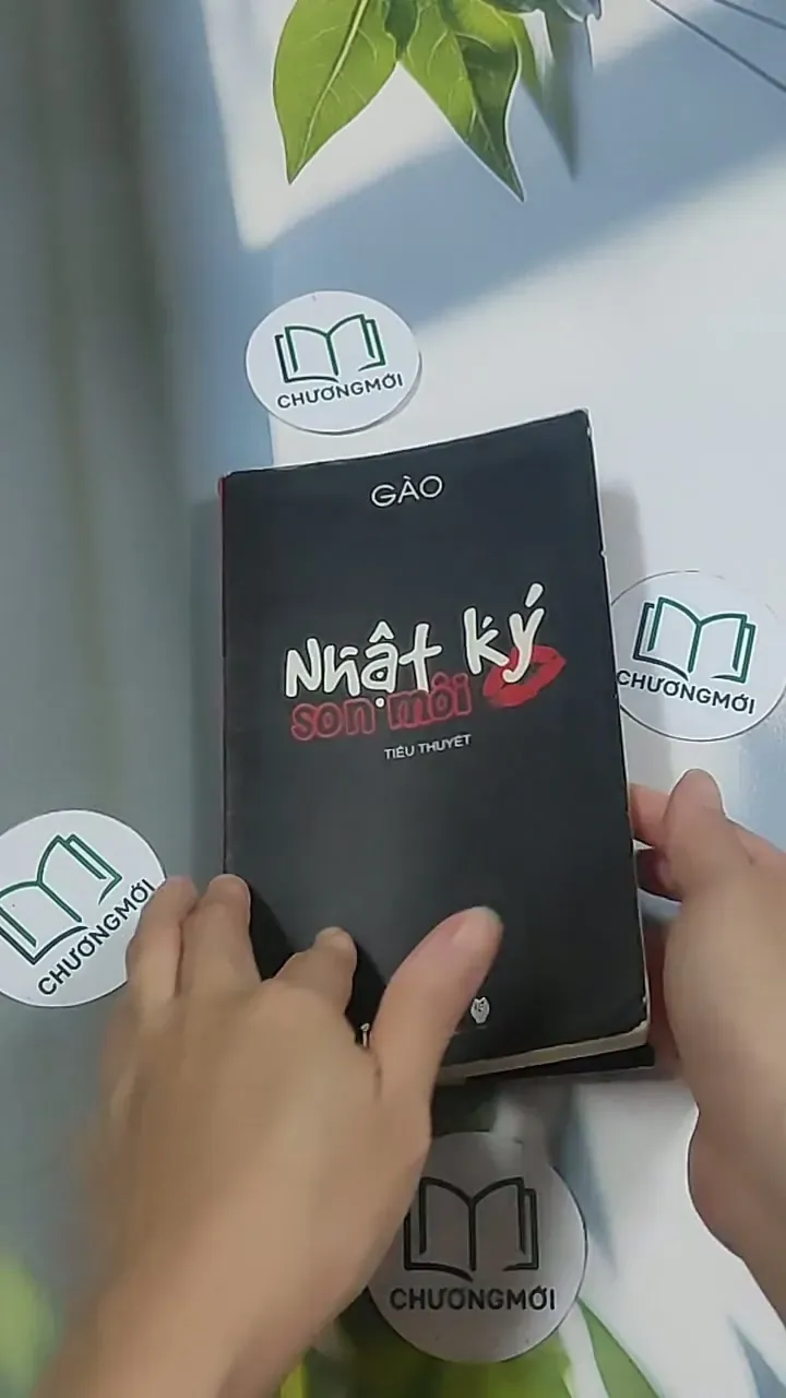 Nhật ký son môi - Gào 694988