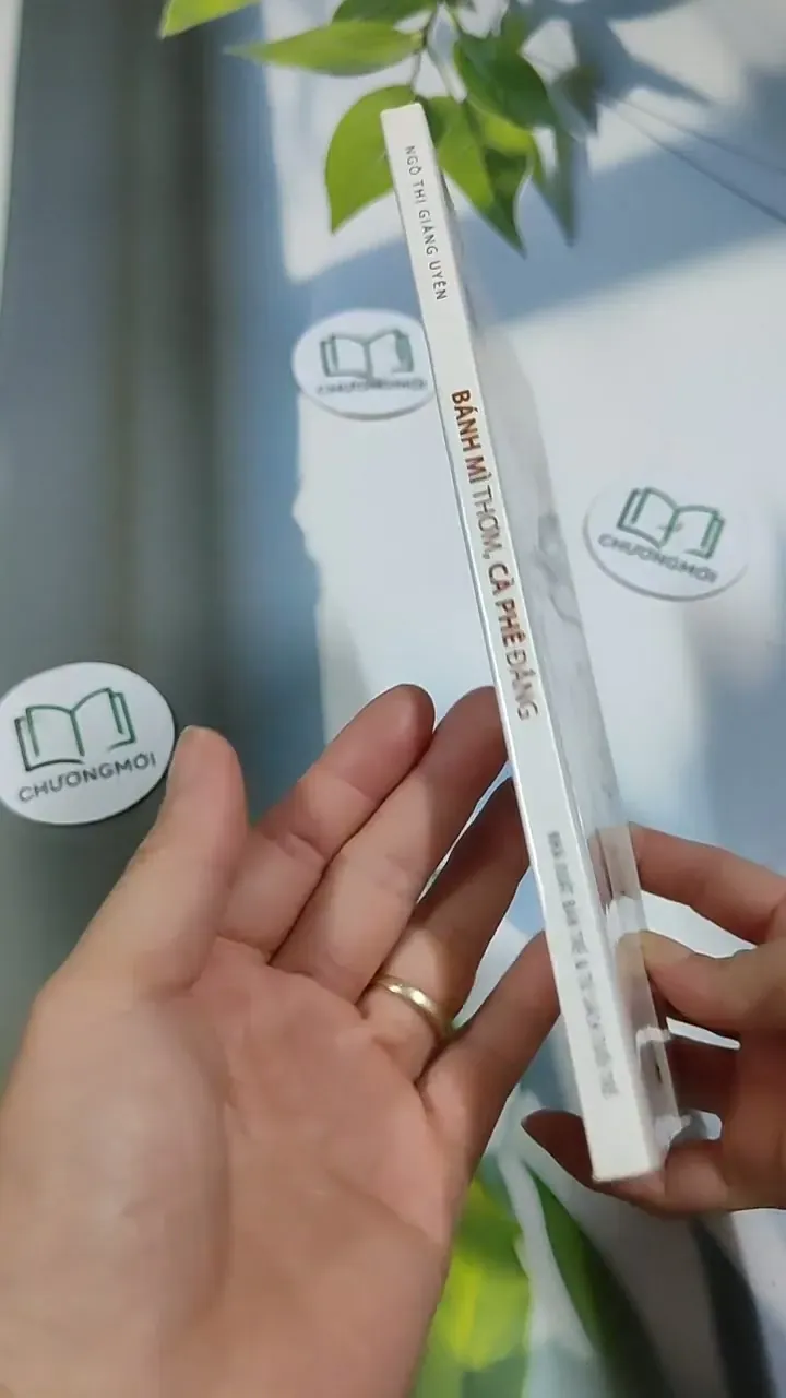 Bánh Mì Thơm, Cà Phê Đắng - Ngô Thị Giáng Uyên 705664