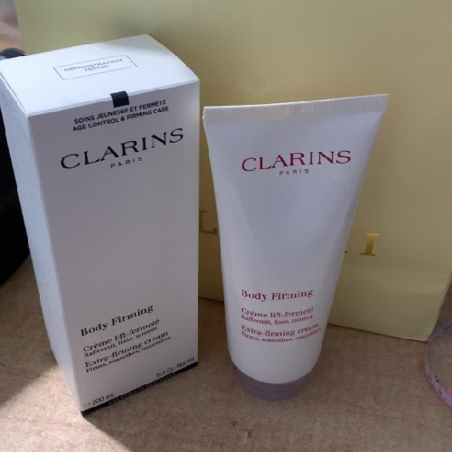 Kem làm săn chắc toàn thân Clarins Extra-Firming Body Cream 200ml   74155