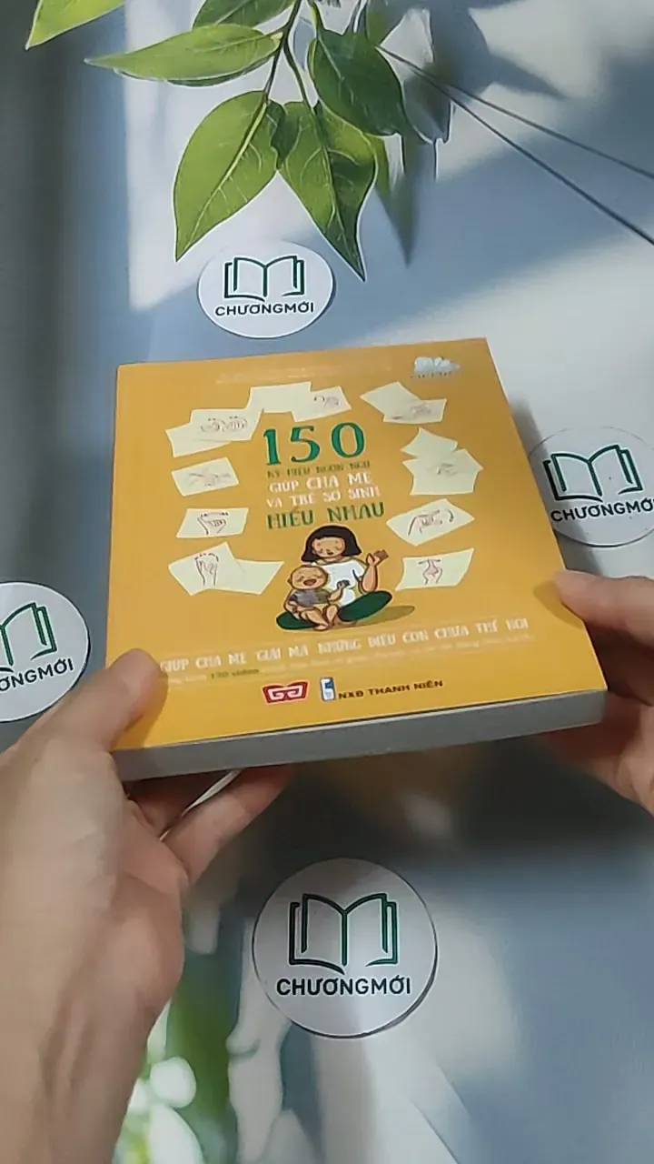 150 ký hiệu ngôn ngữ giúp cha mẹ và trẻ sơ sinh hiểu nhau - Christine Nougarolles  688559