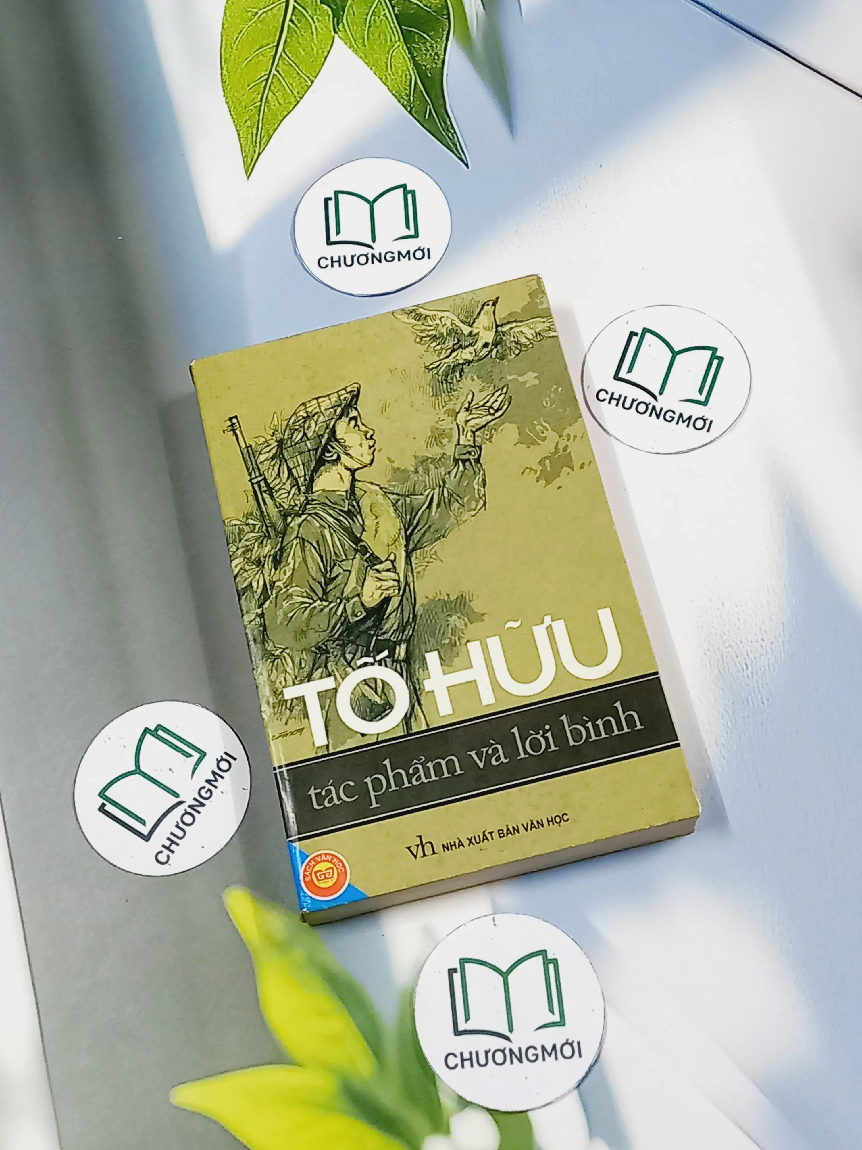 Tố Hữu Tác phẩm và lời bình - Tố Hữu