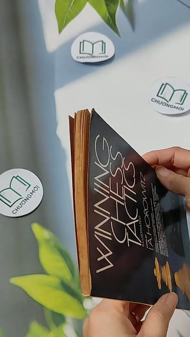 [MIỄN PHÍ BỌC SÁCH] Winning Chess Tatics Illustrated - I. A. Horowitz 703109