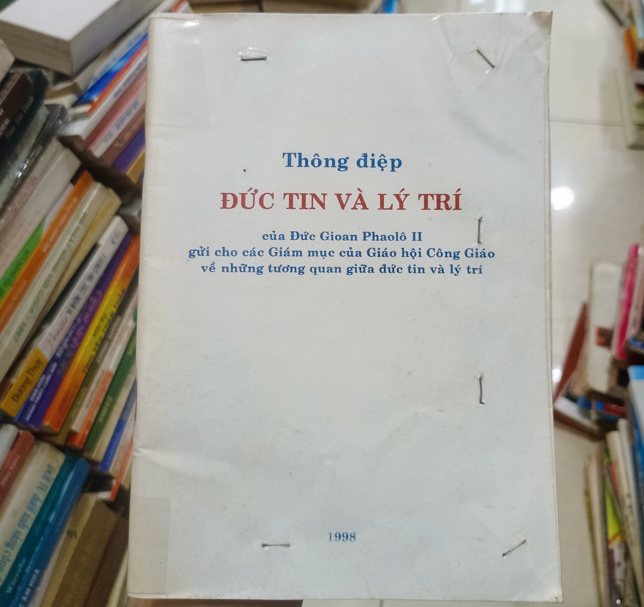 Thông điệp đức tin và lý trí của Đức Gioan Phaolô II 🌻 by Đức Giáo hoàng Gioan Phaolô II - Sách Book Cover - Ngọc Hiển Books