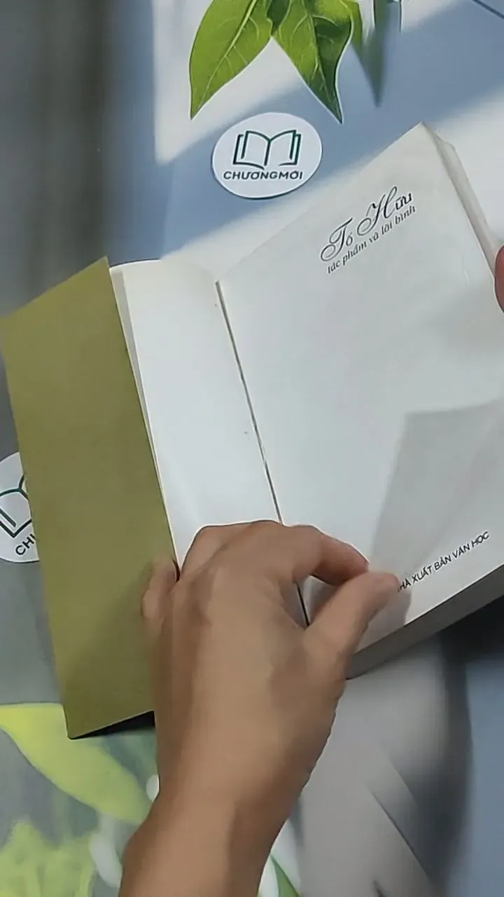 Tố Hữu Tác phẩm và lời bình - Tố Hữu 698597