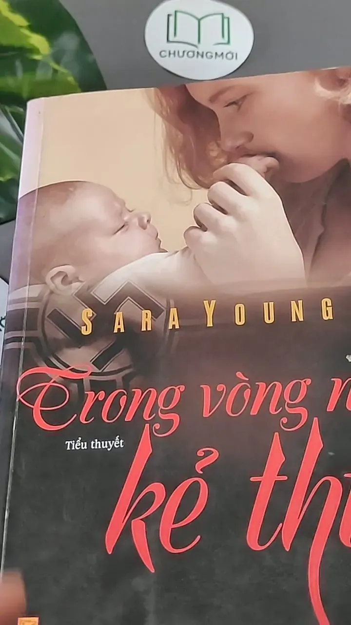 Trong Vòng Nôi Kẻ Thù (2013) - Sara Young 603333