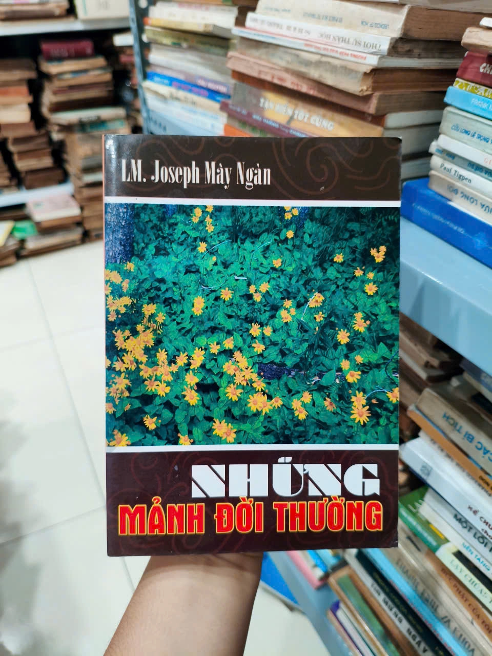 Những Mảnh Đời Thường by  - Sách Book Cover - Ngọc Hiển Books