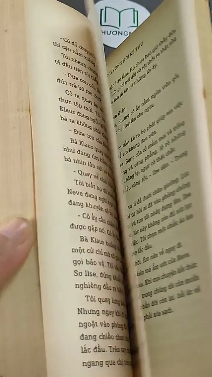 Trong Vòng Nôi Kẻ Thù (2013) - Sara Young 603333