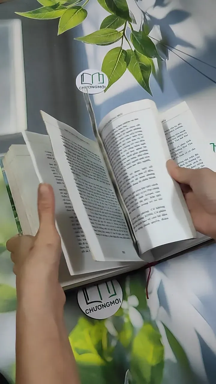 [MIỄN PHÍ BỌC SÁCH] Những Bàn Chân Không Mỏi 1: Ra Trận (Truyện Ký) 750805