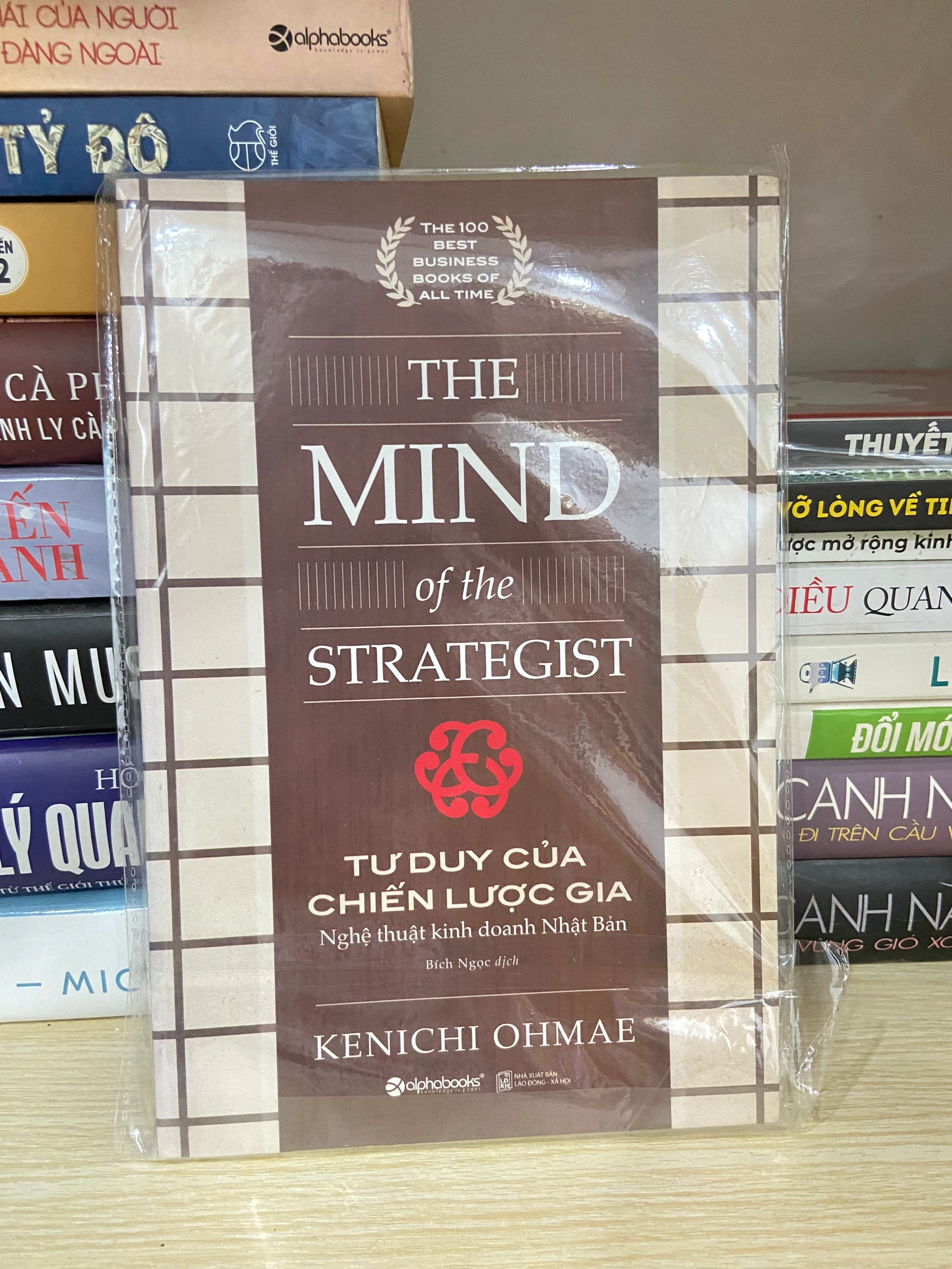 Tư Duy Của Chiến Lược Gia (The Mind Of The Strategist) by  - Sách Book Cover - Ngọc Hiển Books