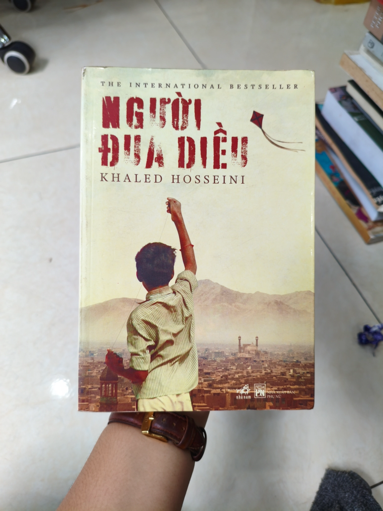 Người đưa diều 🌱 by  - Sách Book Cover - Ngọc Hiển Books