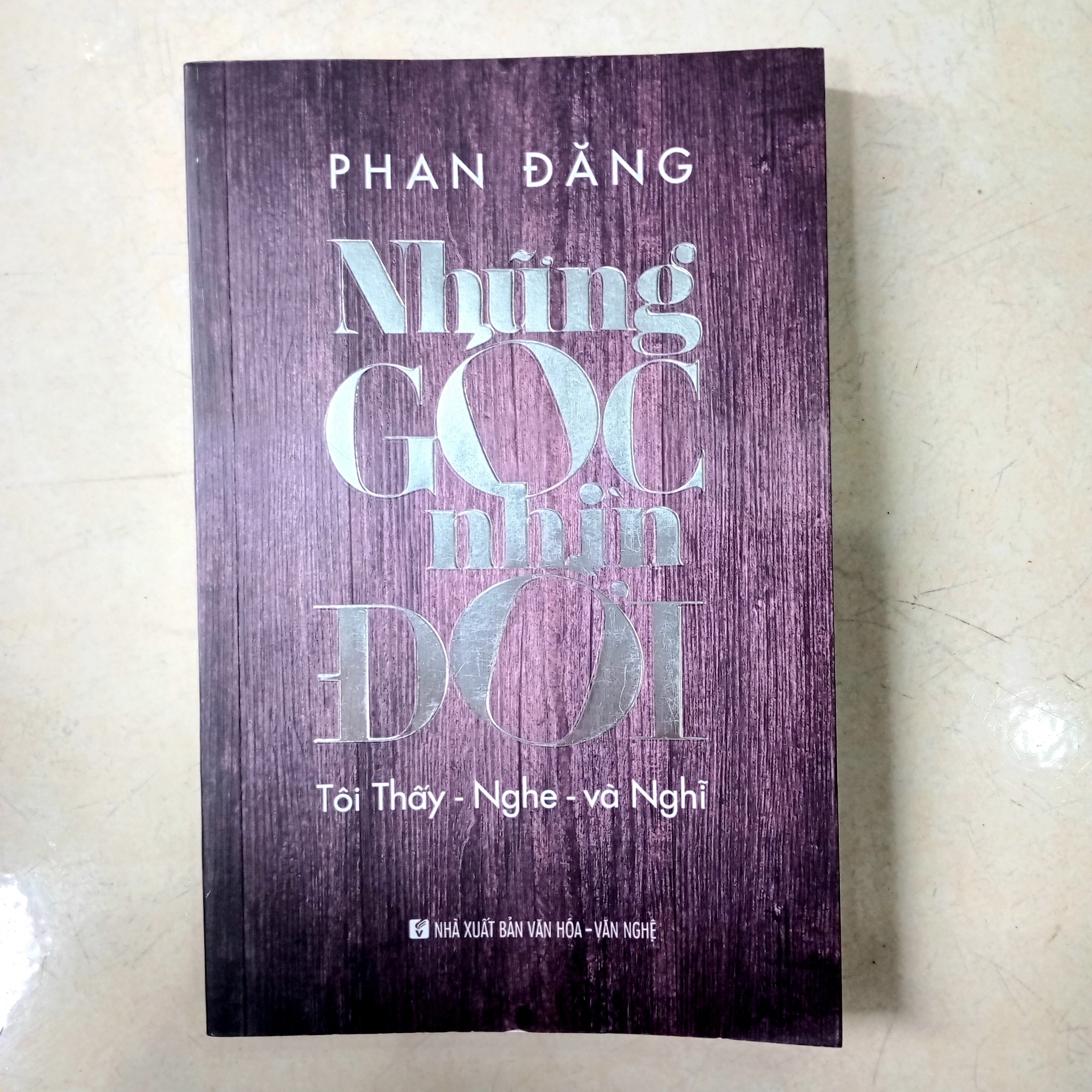 Những góc nhìn đời 📚 by  - Sách Book Cover - Ngọc Hiển Books