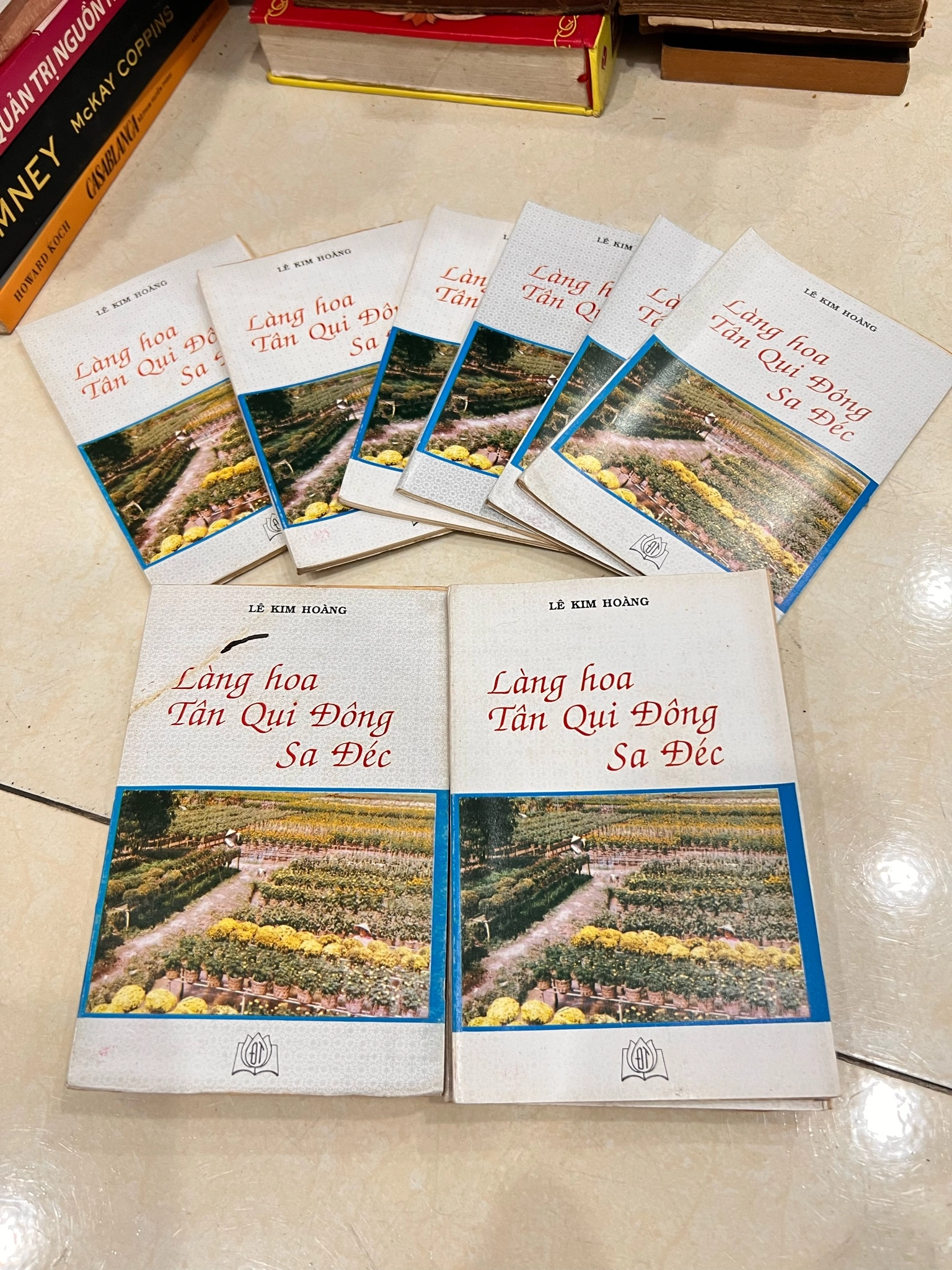 10 cuốn Làng hoa Tân Qui Đông Sa Đéc by  - Sách Book Cover - Ngọc Hiển Books