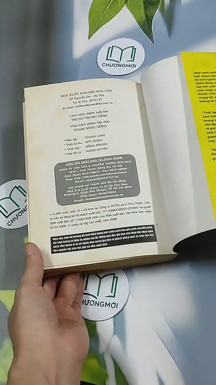 Quần jean may mắn - Ann Brashares 698570