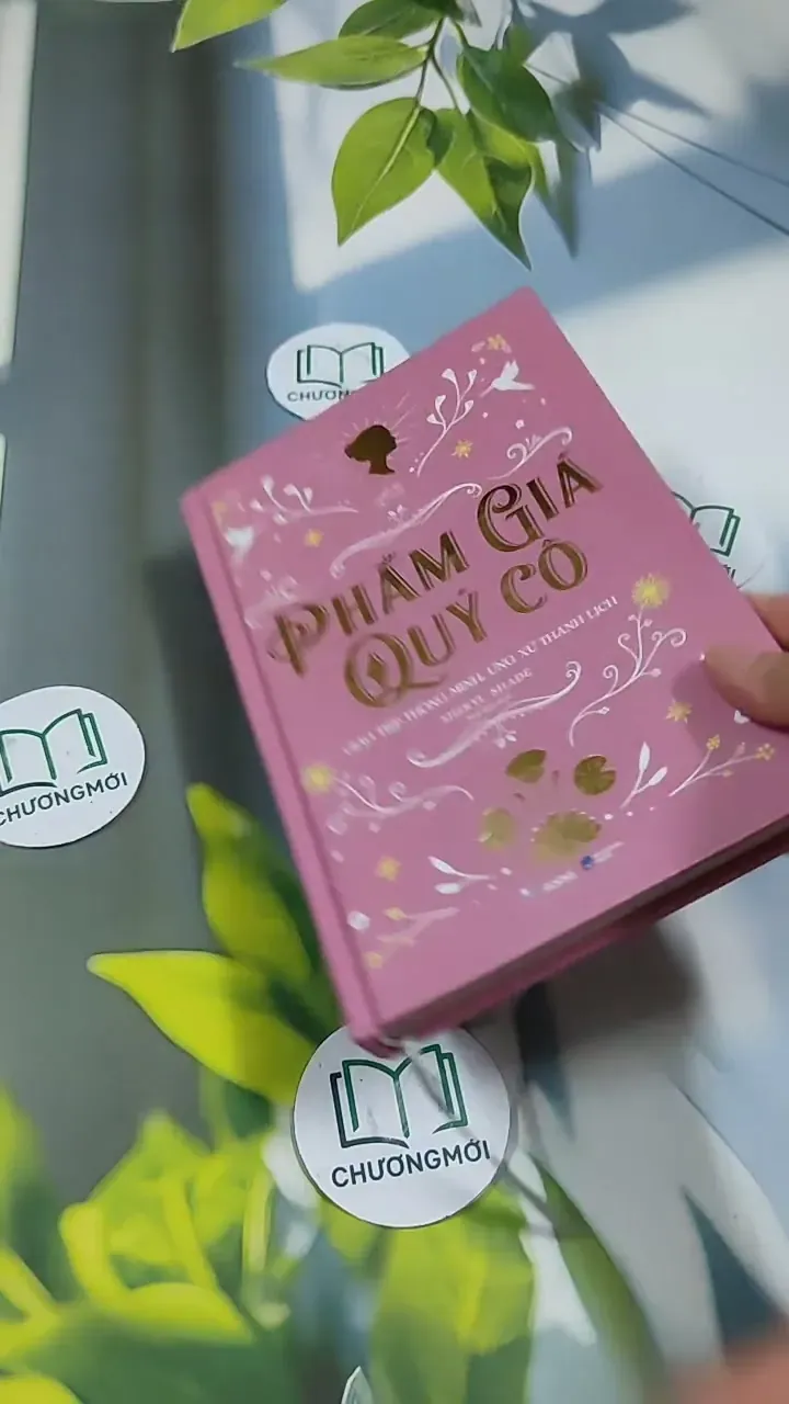 Phẩm Giá Quý Cô - Sheryl Shade 705712
