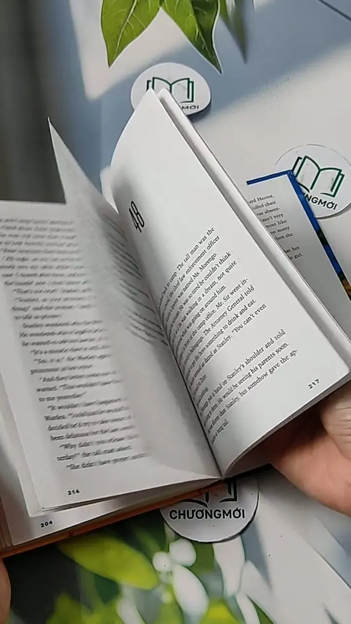 [MIỄN PHÍ BỌC SÁCH] Holes - Louis Sachar 703088