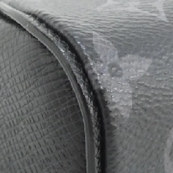 Túi đeo chéo ngoài trời Louis Vuitton Taiga Lama M30741 - Hàng hiệu Chính hãng 802799