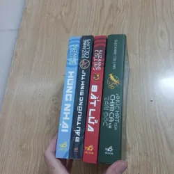 Trọn bộ Đấu trường sinh tử - 4 quyển (tặng kèm Hanibal+Bay trên tổ chim cúc cu-cũ rách)