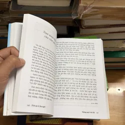 II Những Ngòi Bút Lửa (Tuyển Tập Những Bài “Thời Sự Và Suy Nghĩ” Đã Đăng Trên Tuổi Trẻ 700455