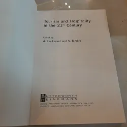 TOURISM AND HOSPITALITY IN THE 21ST CENTURY - LOCKWOOD, MEDLIK 993880