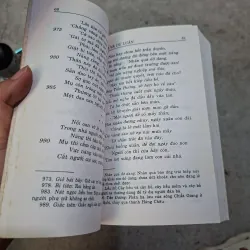 Truyện kiều tác phẩm và dư luận  995175