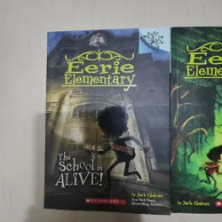 Sách combo 2 quyển Eerie Elementary mới 90% 533989