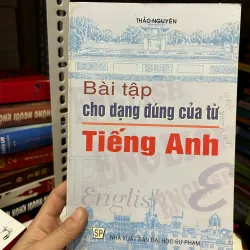 8 cuốn học ôn luyện cấp 2, văn và anh 751132